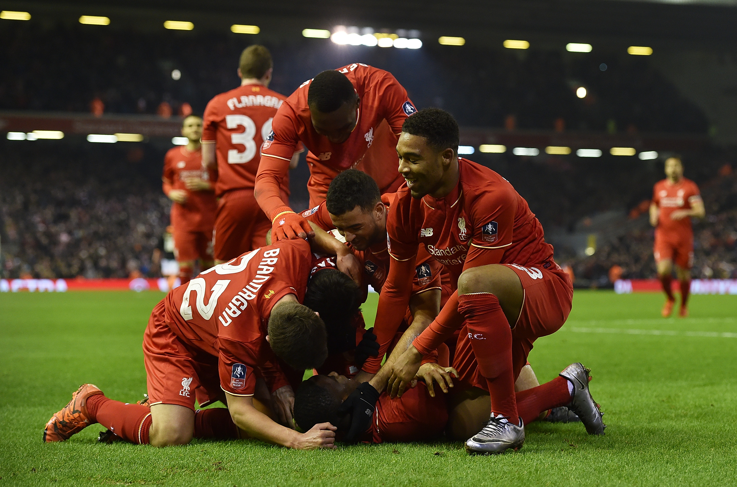 连续3场逆转，巴萨西甲落后情况下拿到18分与上赛季持平（三连逆转！巴萨在西甲落后局面已拿18分，追平上赛季）