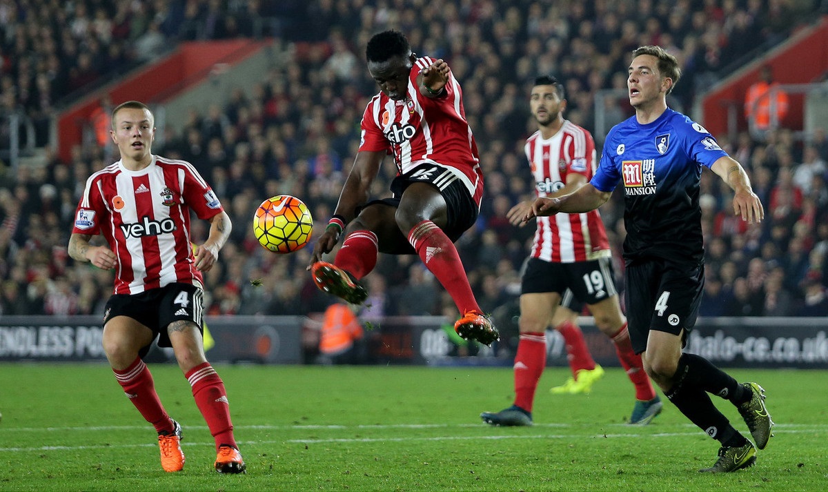NBA新秀观察：状元秀首战表现亮眼,