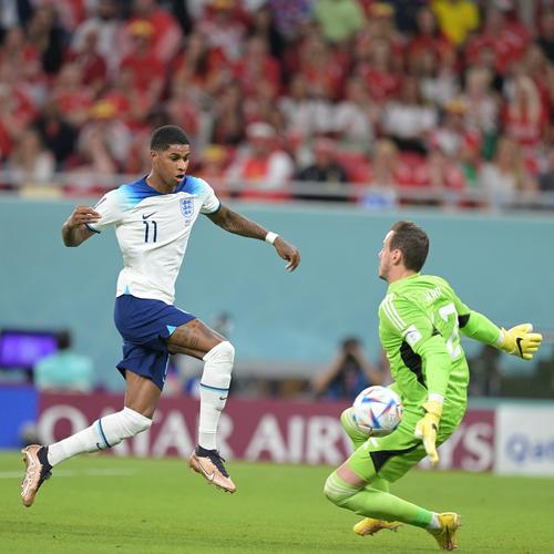 “帅白龙”罗超连克四强，豪取全国自由搏击锦标赛冠军！