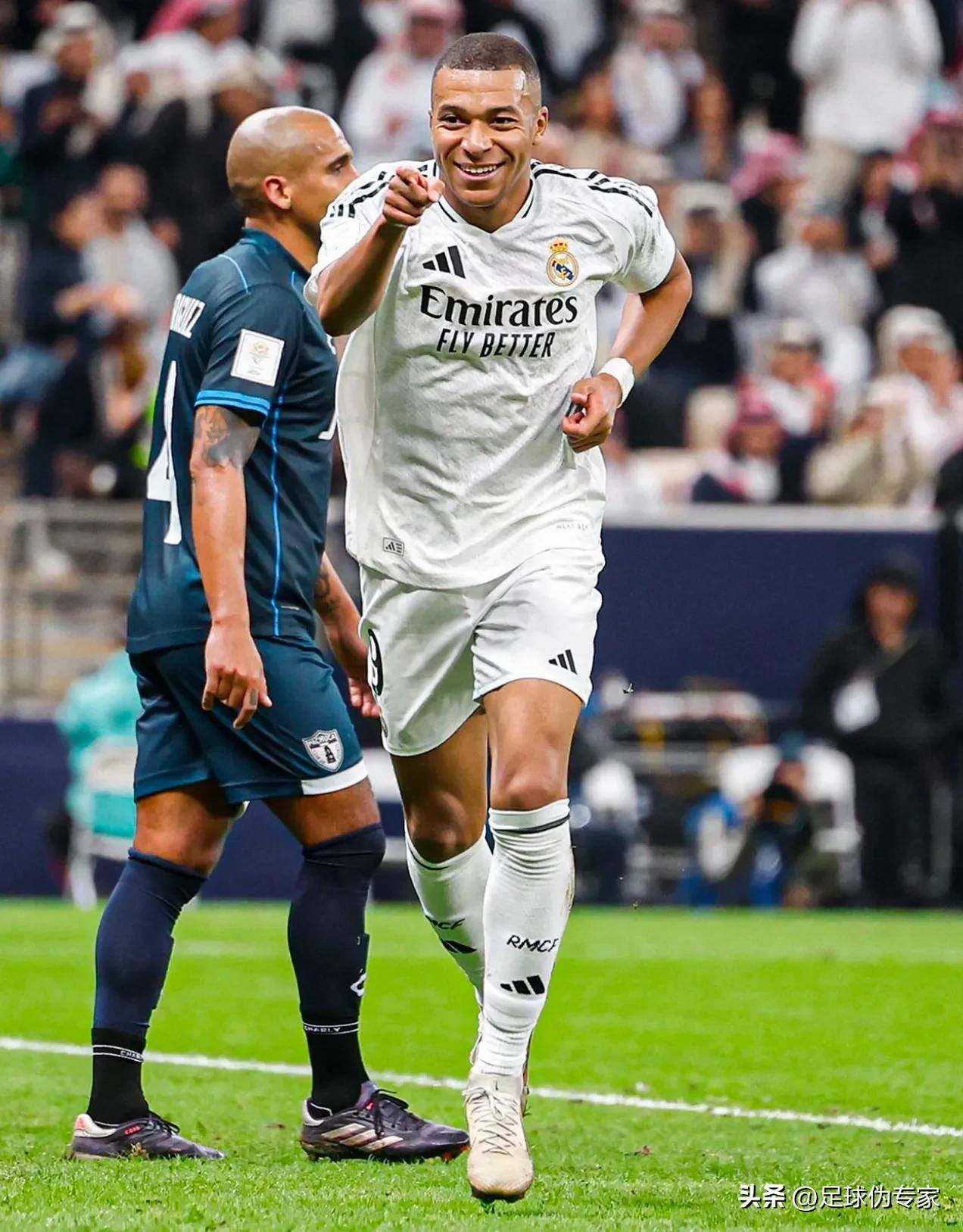 1-3遗憾无缘冠军，穆勒赛后社媒晒照感谢球迷支持