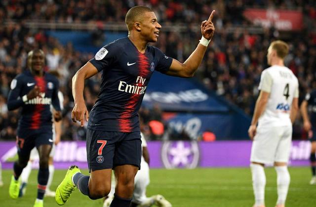 瓜迪奥拉说梅西是历史第一人！还说自己跟梅西学到东西！